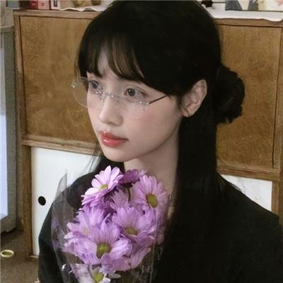 他有一张鲍嘉的脸